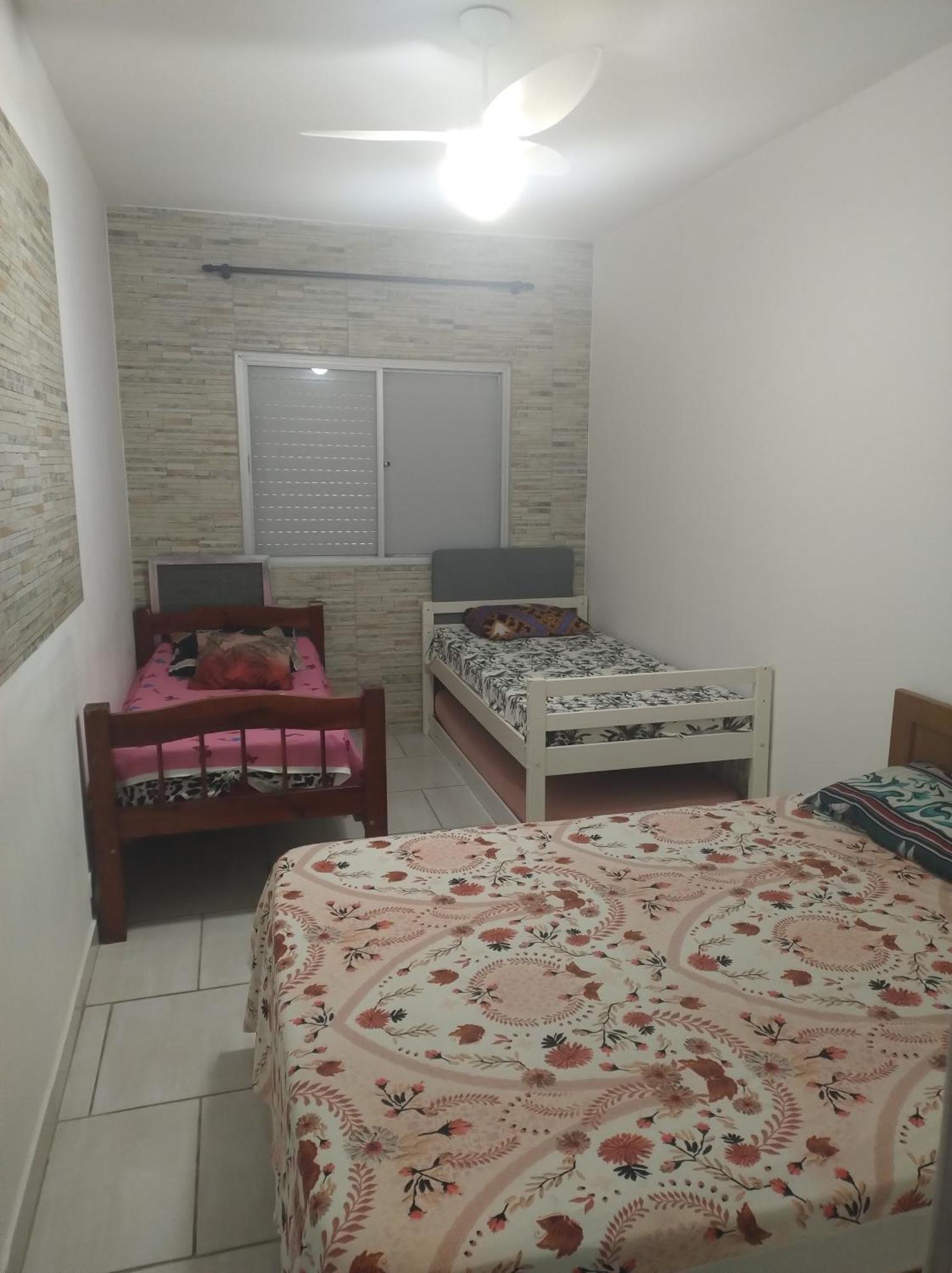 Ap 50 Metros Do Mar Apartment Mongagua Bagian luar foto