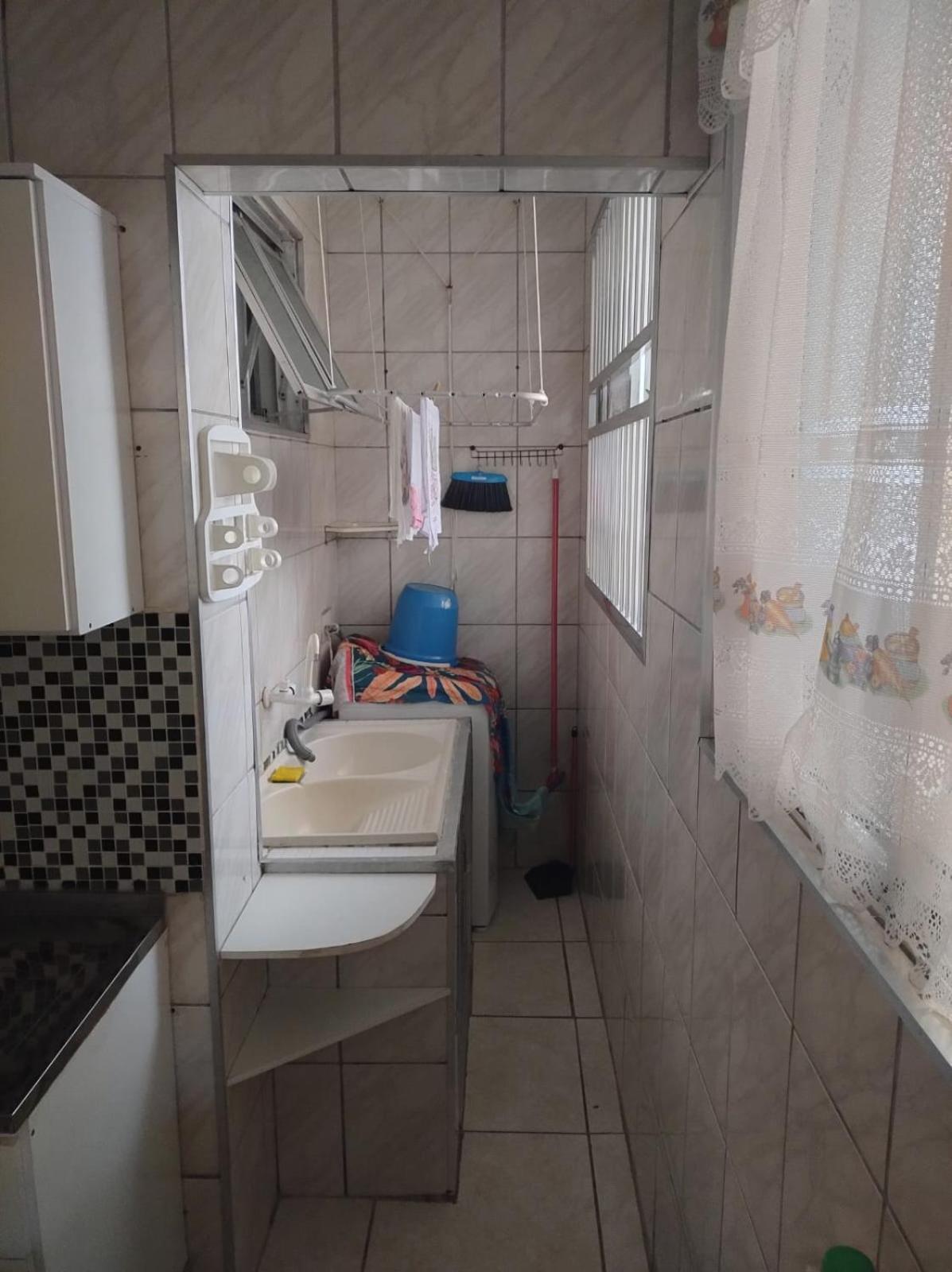Ap 50 Metros Do Mar Apartment Mongagua Bagian luar foto